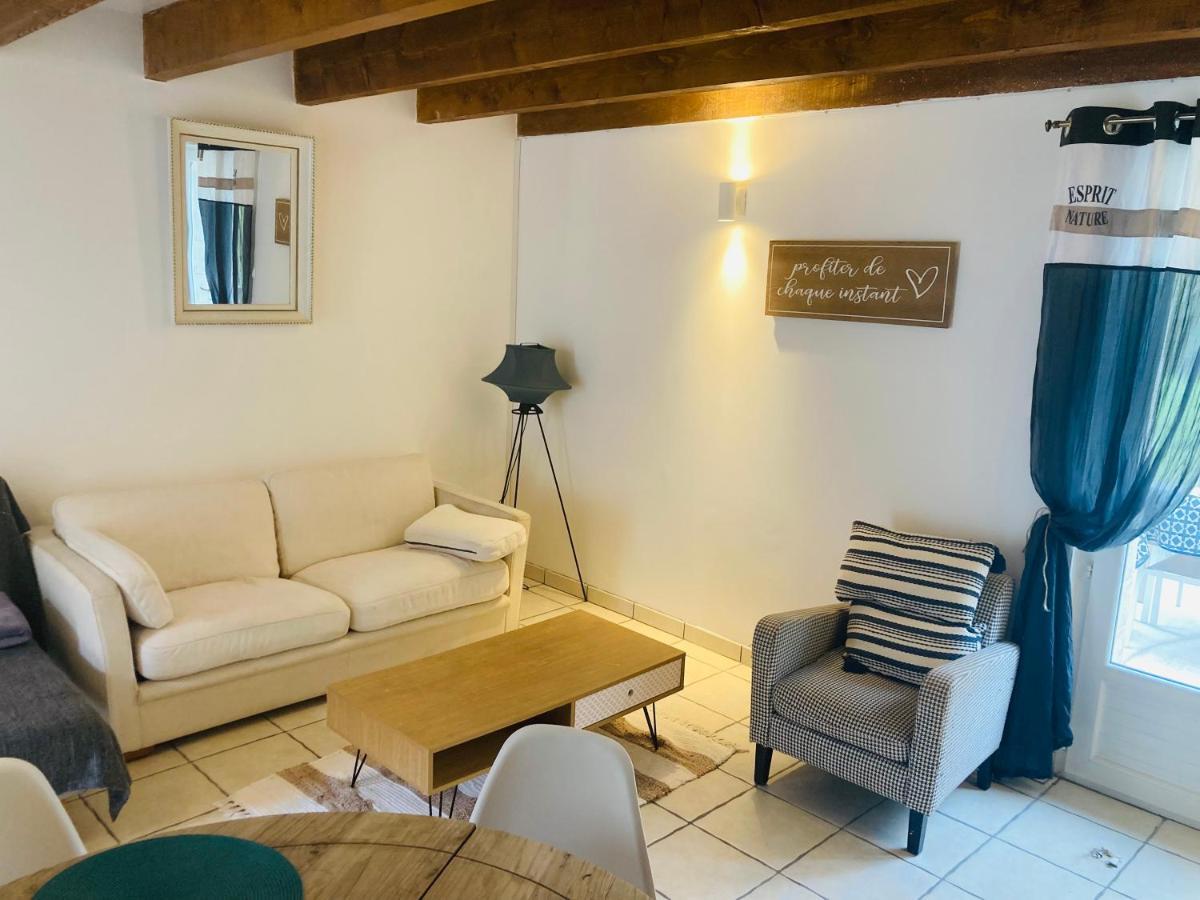Petite Maison A La Campagne Saint-Germain-des-Fosses Kültér fotó